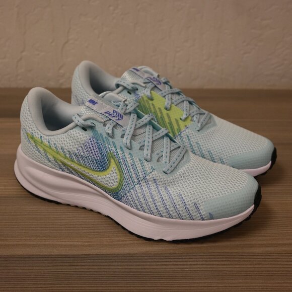 W Nike Run Defy - Picture 1 of 6